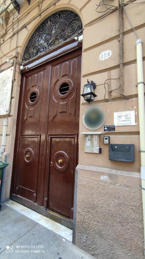 פלרמו Campanella'S Central House מראה חיצוני תמונה